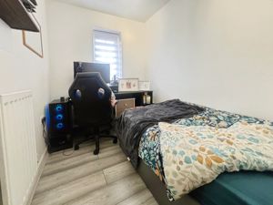 Bedroom 4- click for photo gallery